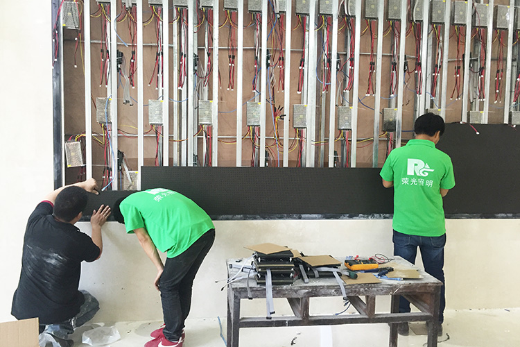 ����ʡLED�@ʾ��  �Lɳ�҃�P3�@ʾ��