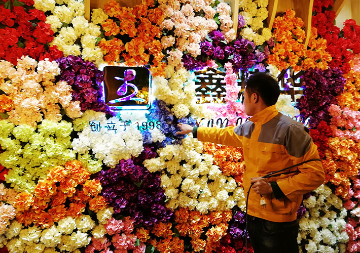 �L(zh��ng)ɳ����r�����l(f��)�������� LED���l(f��)�����w�ֱ�����