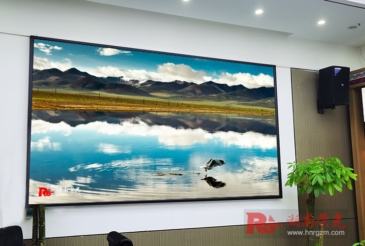 �Lɳ����LED�@ʾ�� ���h��С�g��P1.8�@ʾ��