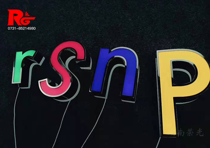 �L(zh��ng)ɳ���P���