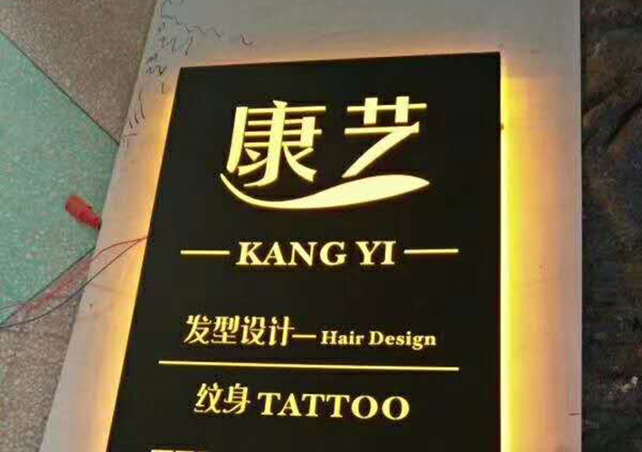 �Lɳ�U�՟���