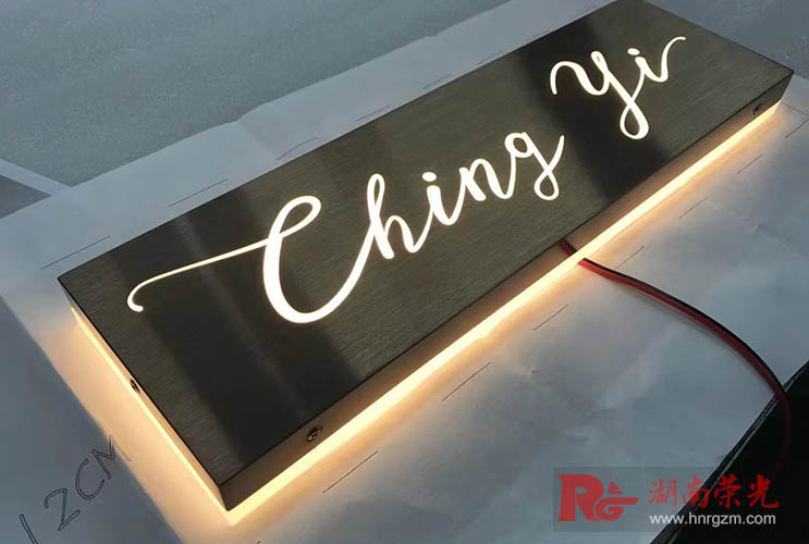 �L(zh��ng)ɳ����