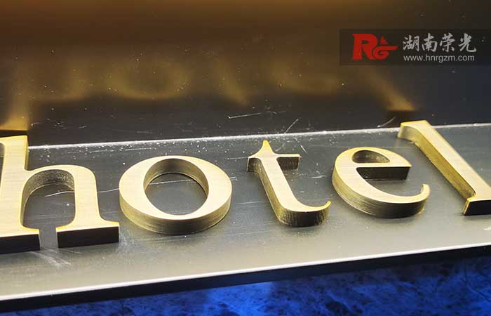 �Lɳ���w������