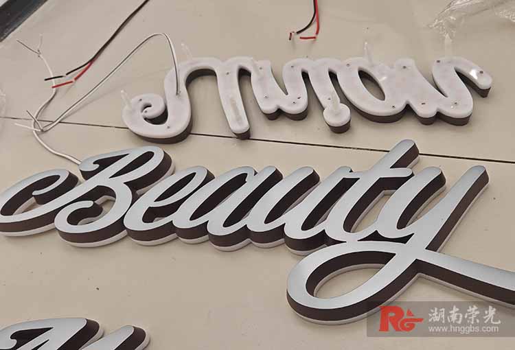 �L(zh��ng)ɳ������