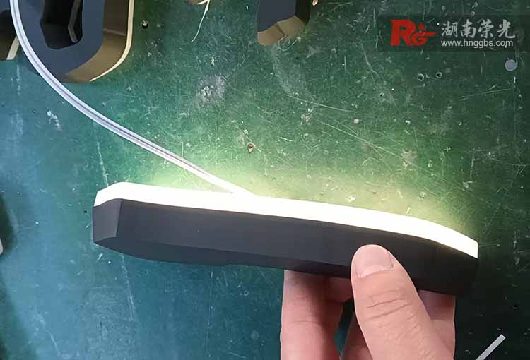 �L(zh��ng)ɳ�l(f��)����